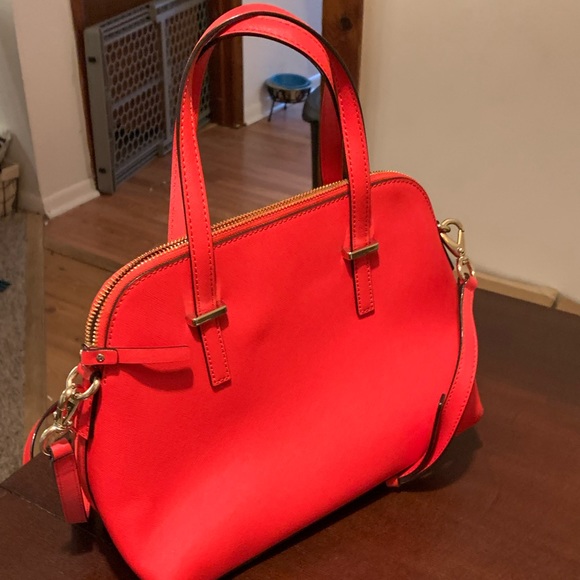 ** Like New ** Brilliant Red Kate Spade Rachelle - Picture 3 of 8
